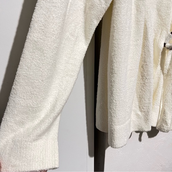 Barefoot Dreams cardigan ivory sweater: Box O - Picture 3 of 11